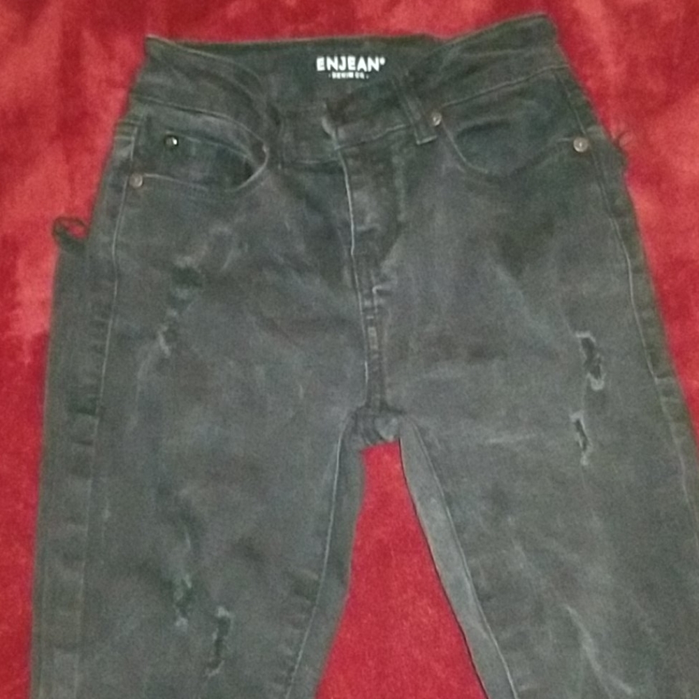 Ripped black Jean's